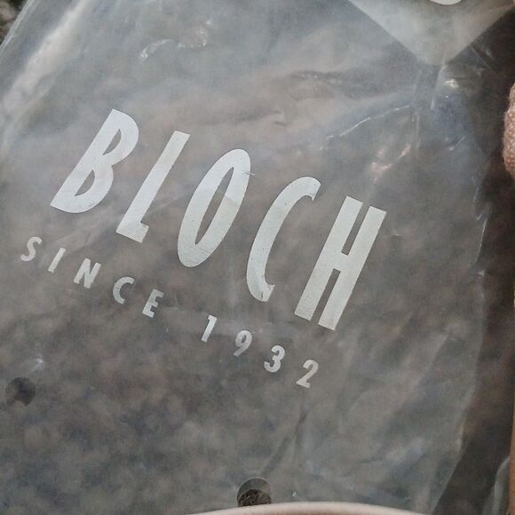 Bloch Dansoft II ballet shoes slippers  New  Sz 5.5D 6D - Picture 2 of 6